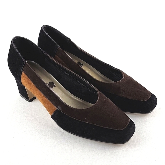 Tender Tootsies Pilar-2 Colourblock Heeled Pump Black Tan Brown Size 6W - Picture 2 of 14
